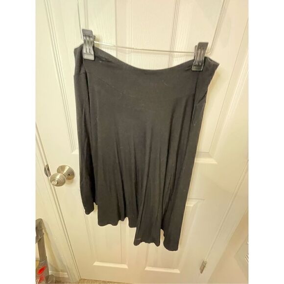 Daisy Fuentes women’s XL asymmetrical black swing skirt - Picture 2 of 7